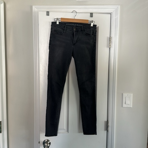 Articles Of Society Sarah Storm Distressed Stretch Skinny Jeans - Picture 7 of 7